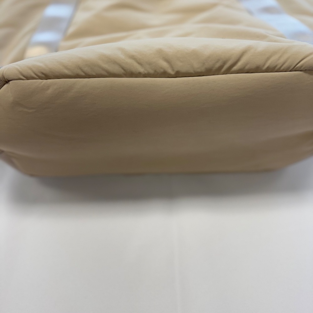 Vuori All Around Tote - Picture 4 of 6